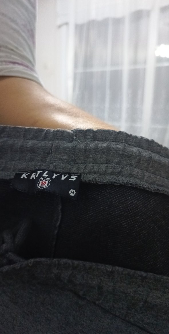 Gri Baskılı Düğmeli erkek Beşiktaş Eşofman Altı - Görsel 3