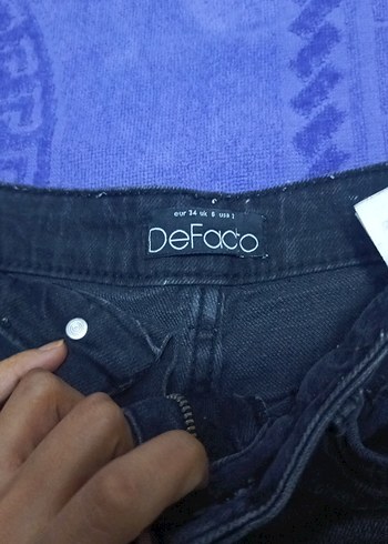 Siyah Bağlamalı Düğmeli Kadın Kot Şort - Görsel 3