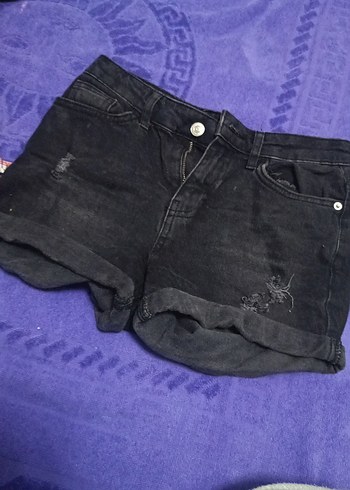 Siyah Bağlamalı Düğmeli Kadın Kot Şort - Görsel 2