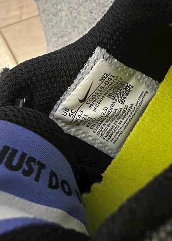 Nike Nike Erkek Çocuk Mor Siyah Spor Ayakkabı