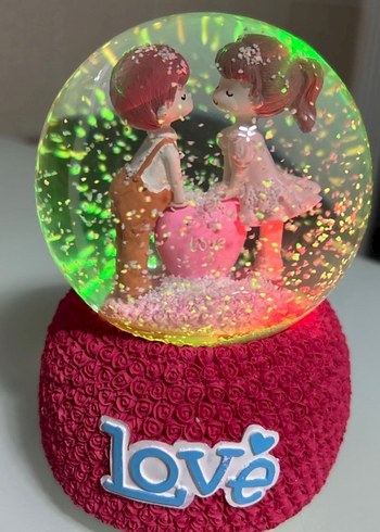 Renkli Pembe Aşık Figürlü Kar Küresi - Görsel 2