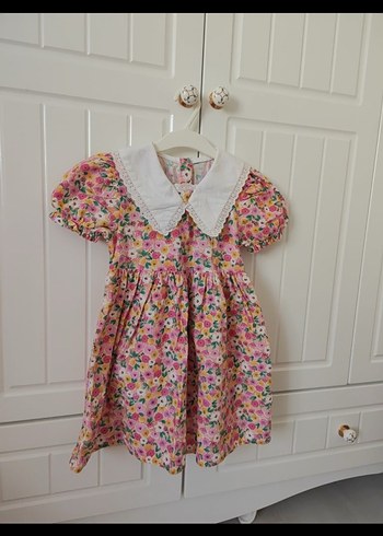 LC Waikiki Pembe Çiçekli Vintage Kız Elbisesi