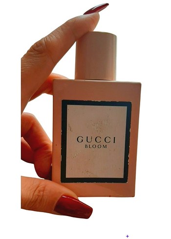 Gucci Bloom Kadın Parfümü ORJİNAL MUADİL DEGİLDİR KARIŞTIRMAYIN