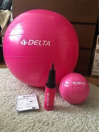 Pembe pilates toplari