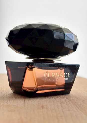 Versace Crystal Noir Kadın Parfümü