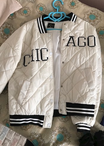 Kadın Beyaz Nakışlı Düğmeli Streetwear Ceket