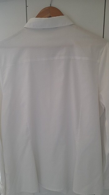 Beyaz gömlek - Görsel 5
