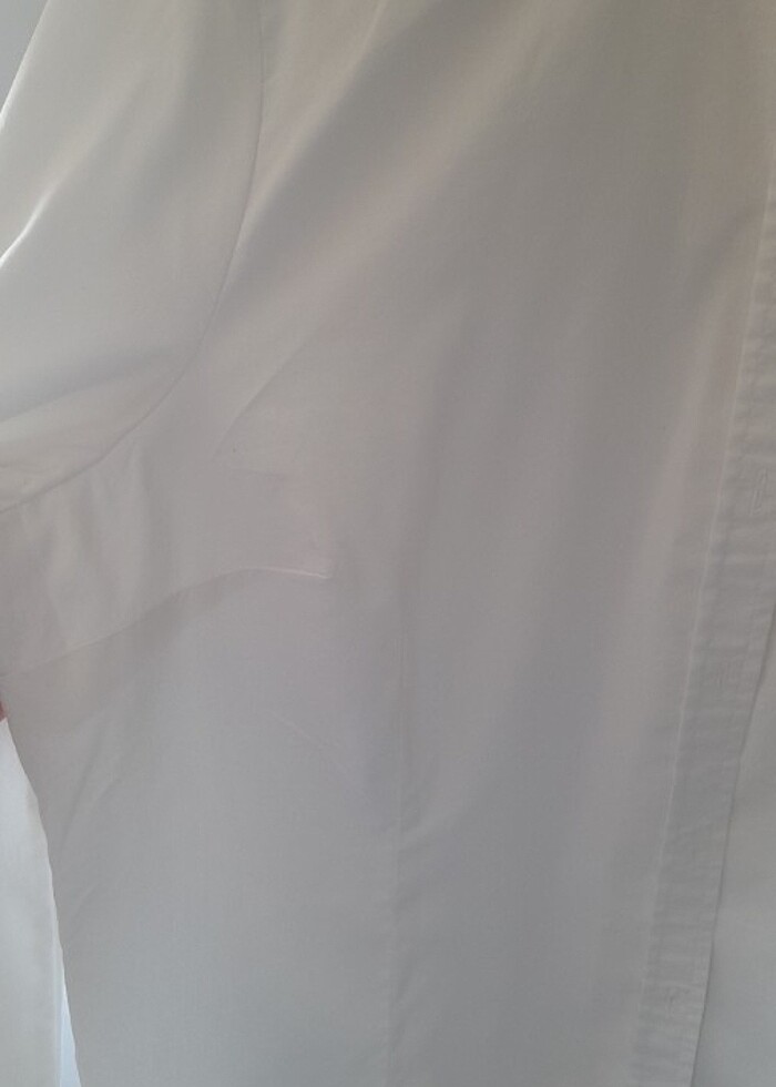 Beyaz gömlek - Görsel 2