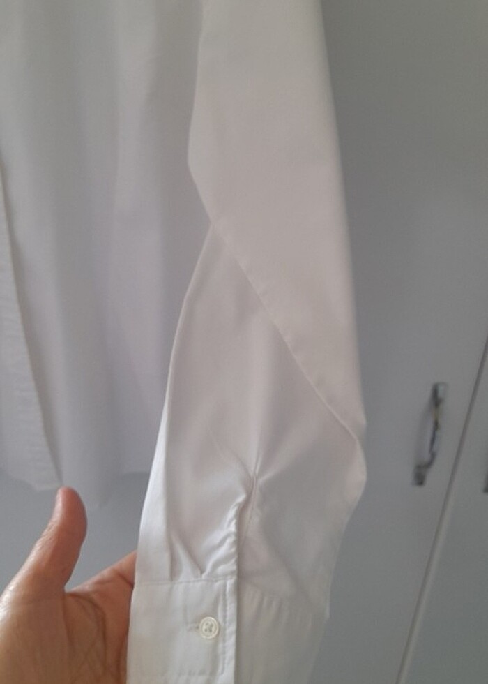 Beyaz gömlek - Görsel 4