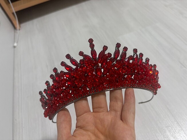 Beden Kına taç ve kolye