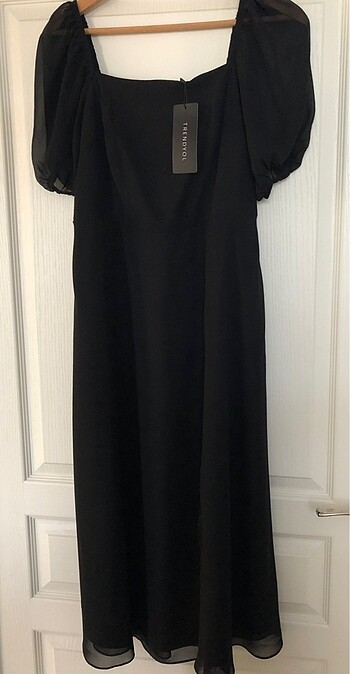 42 Beden siyah Renk Trendyolmilla Elbise