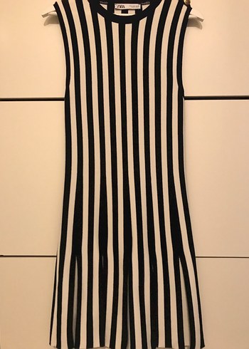 Düğmeli Midi Kolsuz Elbise - Görsel 3