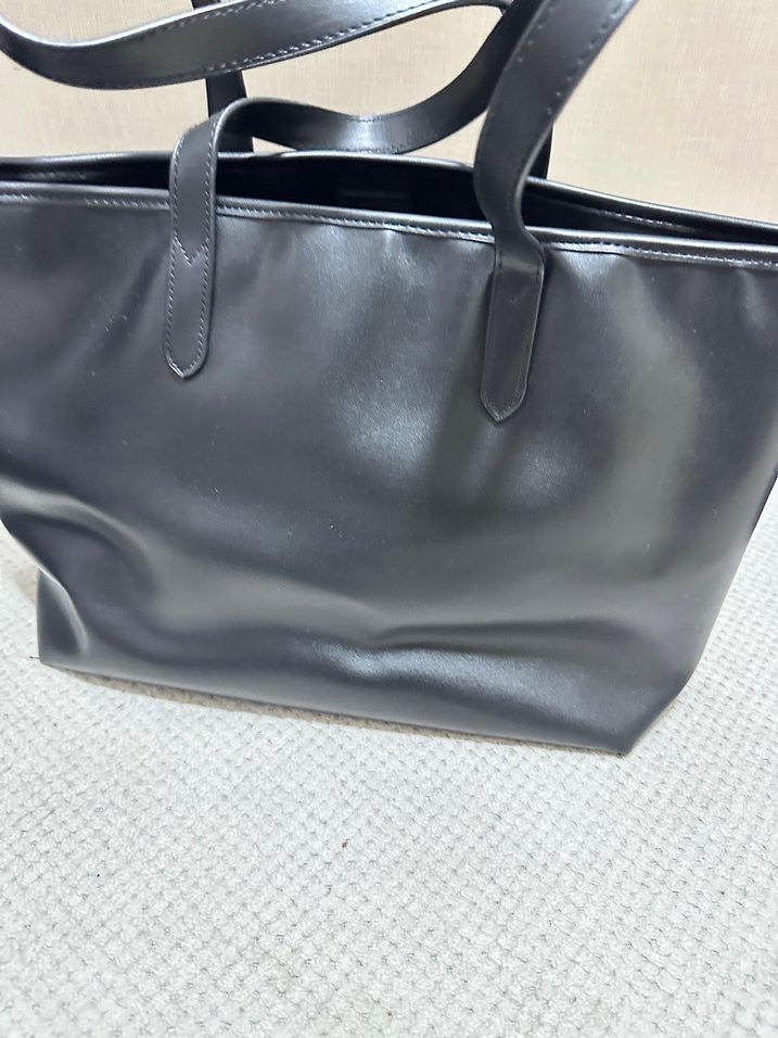 Ted Baker Siyah Parlak Deri Kadın Çanta - Görsel 2