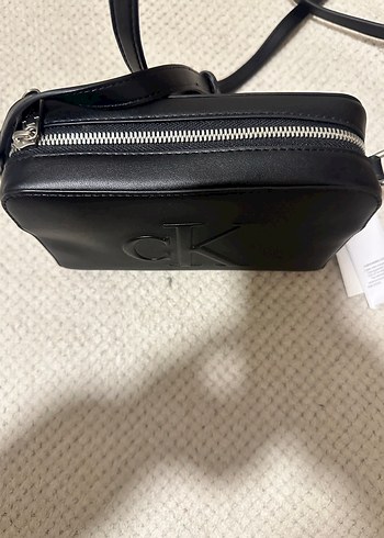 Siyah Deri Kadın Çapraz Çanta - Görsel 2