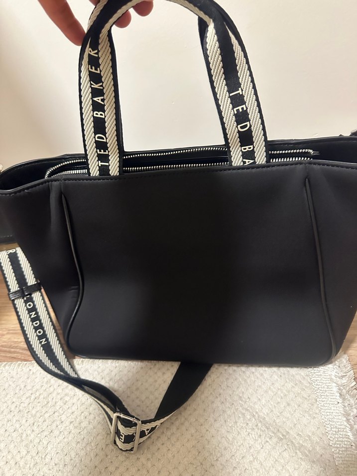 Siyah Deri Kadın Omuz Çantası - Görsel 2