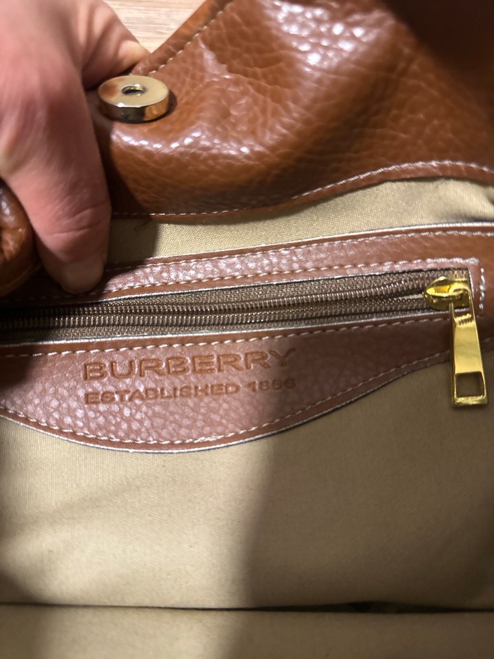 Kahverengi Deri Tokalı Kadın Çantası - Görsel 4