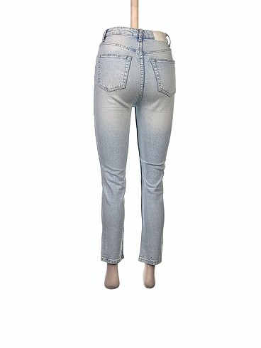 34 Beden Bershka Jean / Kot %70 İndirimli.