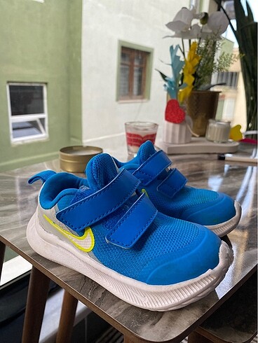 Nike Spor Ayakkabısı