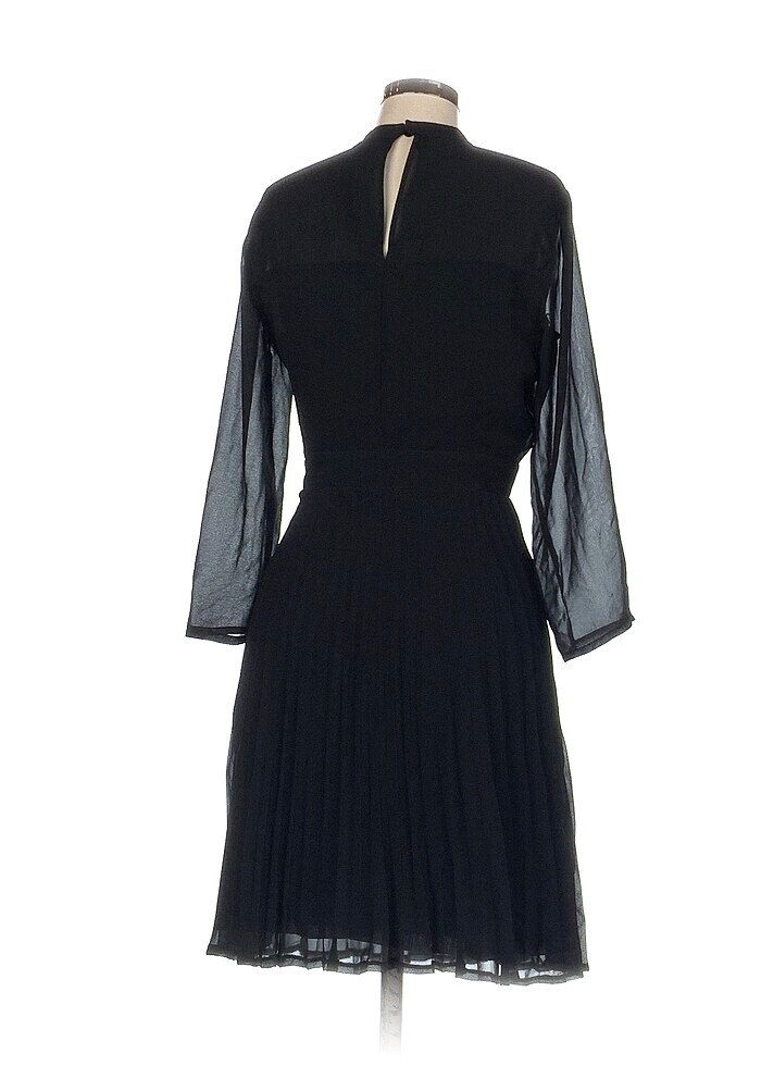 Fabrika Kısa Elbise %70 İndirimli. - Görsel 3