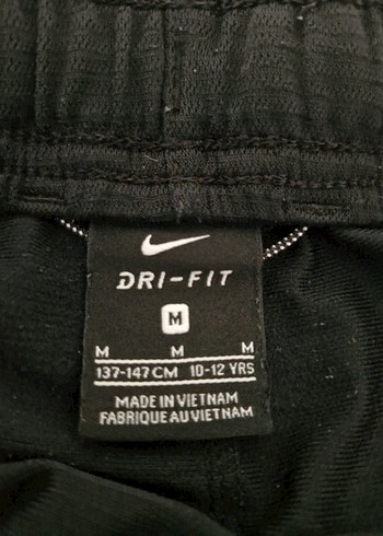 NİKE ŞORT - Görsel 3