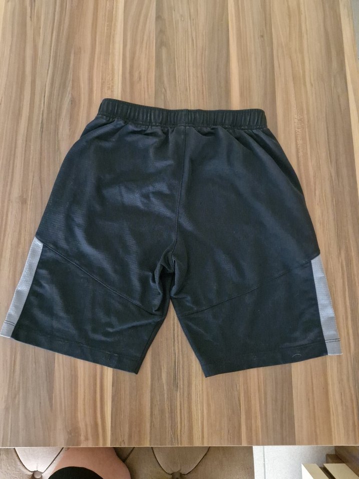 NİKE ŞORT - Görsel 2