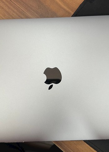 Beden Gri MacBook Air M1 Pil devri 65