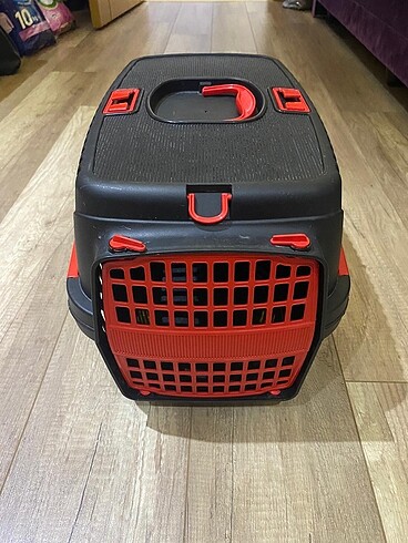 Kedi puseti taşıma çantası
