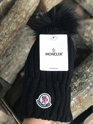 Moncler bere 4 adet siyah