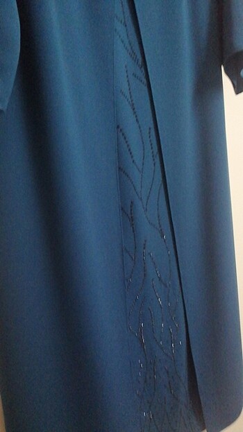 Yeşil Elbise  - Görsel 2