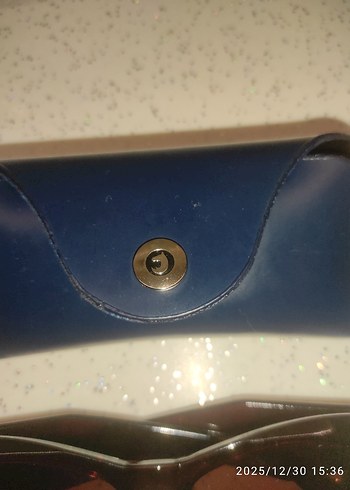 Parlak Kahverengi Minimalist Kadın Gözlüğü - Görsel 3