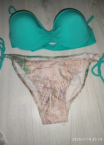 Turkuaz Dantelli Yılan Desenli Bikini