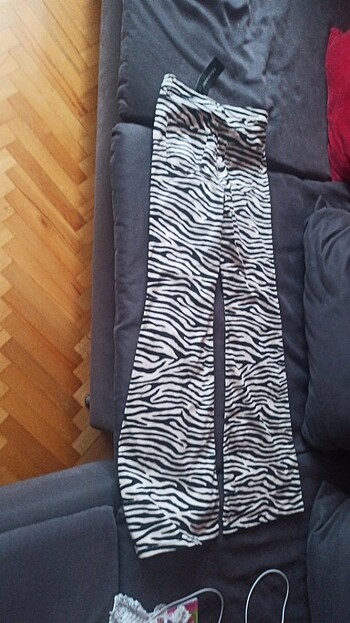 40 Beden zebra desenli pantolon