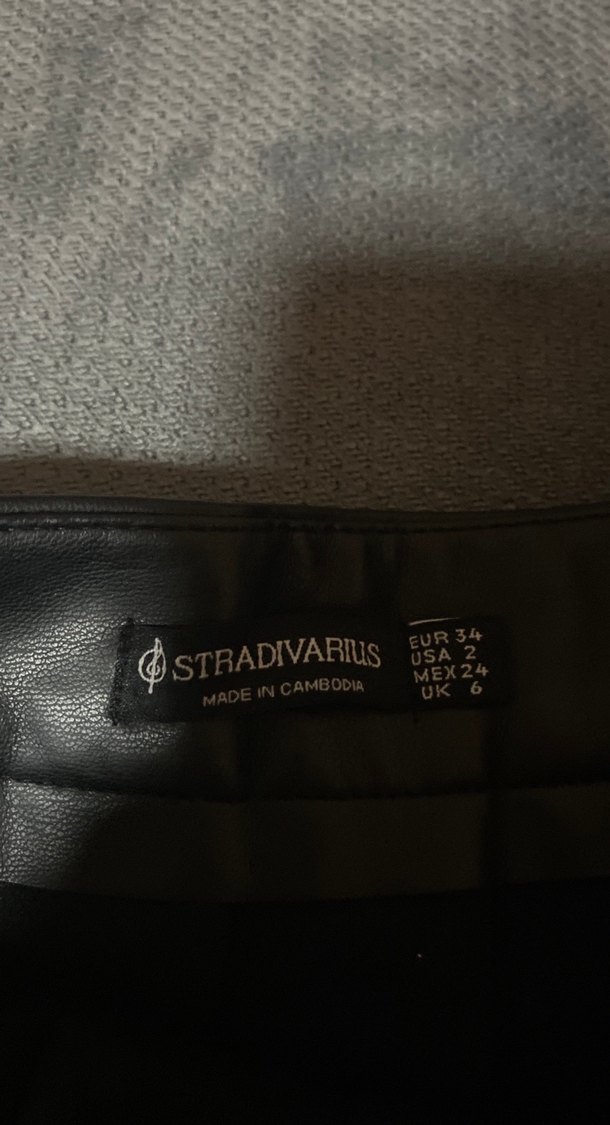 Deri Siyah Pileli Mini Etek - Görsel 3