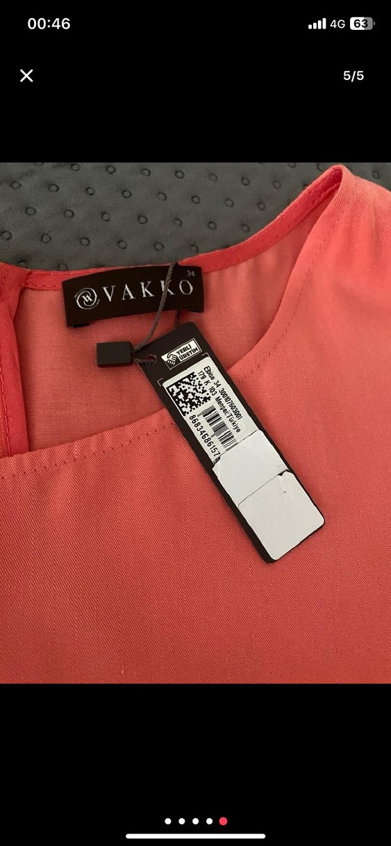 Vakko Kırmızı Mini Saten Bluz - Görsel 5