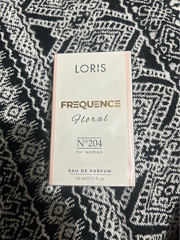 Loris Frequence 204 kadın parfümü