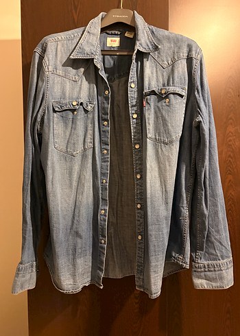 Levis Gri Denim Dugmeli Kadin Gomlek