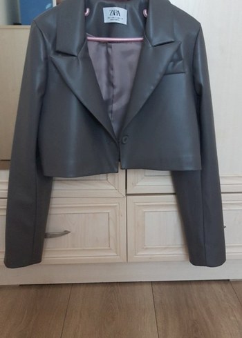 Gri Kısa Deri Kadın Blazer Ceket