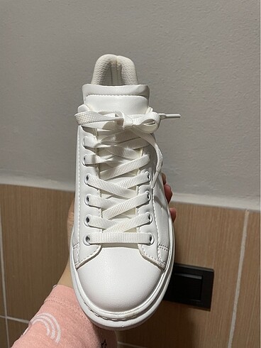 37 Beden Beyaz sneaker