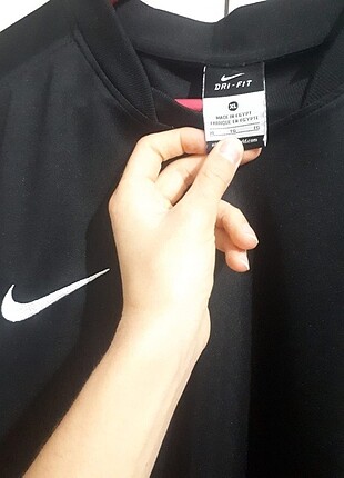Niki orijinal siyah T-shirt