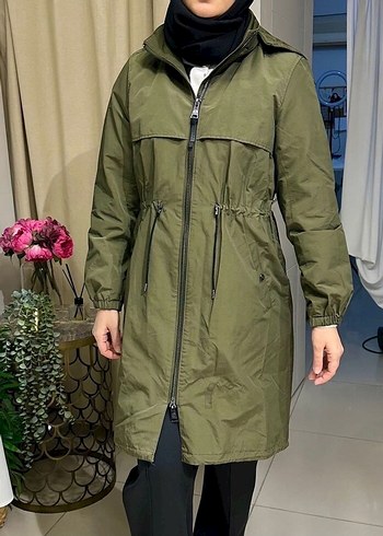 Massimodutti Uzun Haki Kadın Parka - Görsel 2