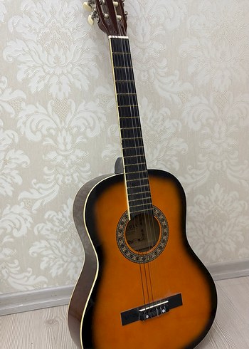 Victoria Klasik Gitar 3/4(kılıf+pena)
