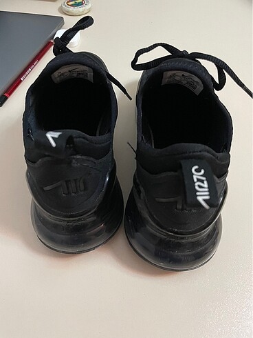 38,5 Beden siyah Renk Air max 270 gs orijinal