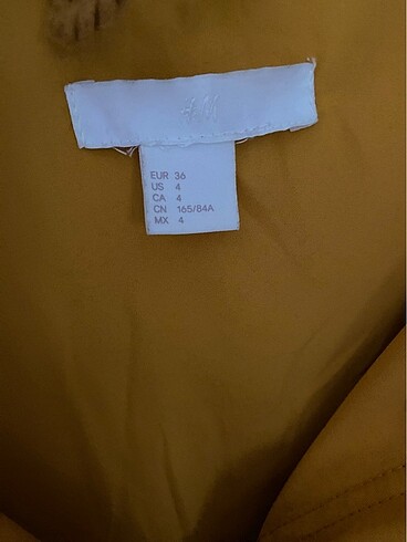 H&M Hm marka yağmurluk