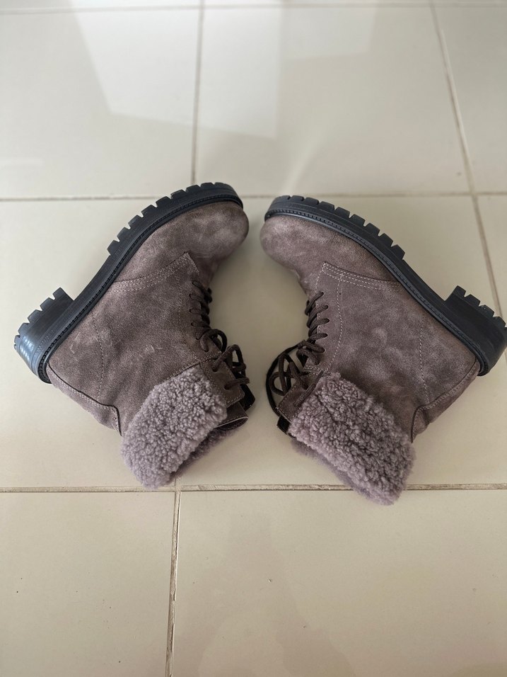 Vizon Süet Kürklü Kadın Bot - Görsel 4