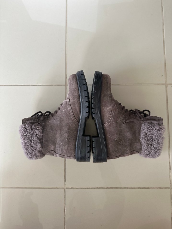 Vizon Süet Kürklü Kadın Bot - Görsel 3