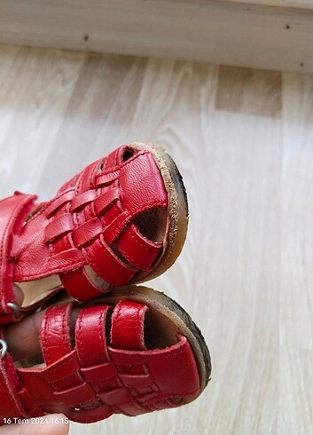 Zara 21 numara sandalet  - Görsel 2