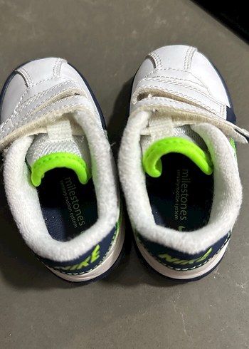 Nıke Beyaz Erkek Çocuk Spor Ayakkabı Velcro - Görsel 4