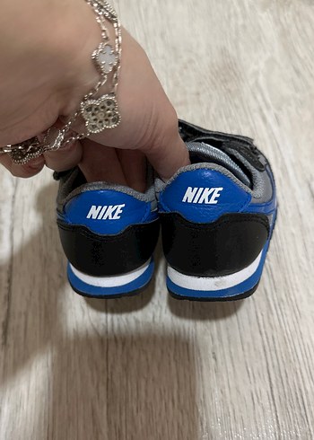 Nıke Gri Erkek Çocuk Spor Ayakkabı Velcro - Görsel 2