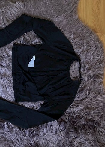 Siyah Arkası Dekolteli Uzun Kollu Kadın Bluz - Görsel 2