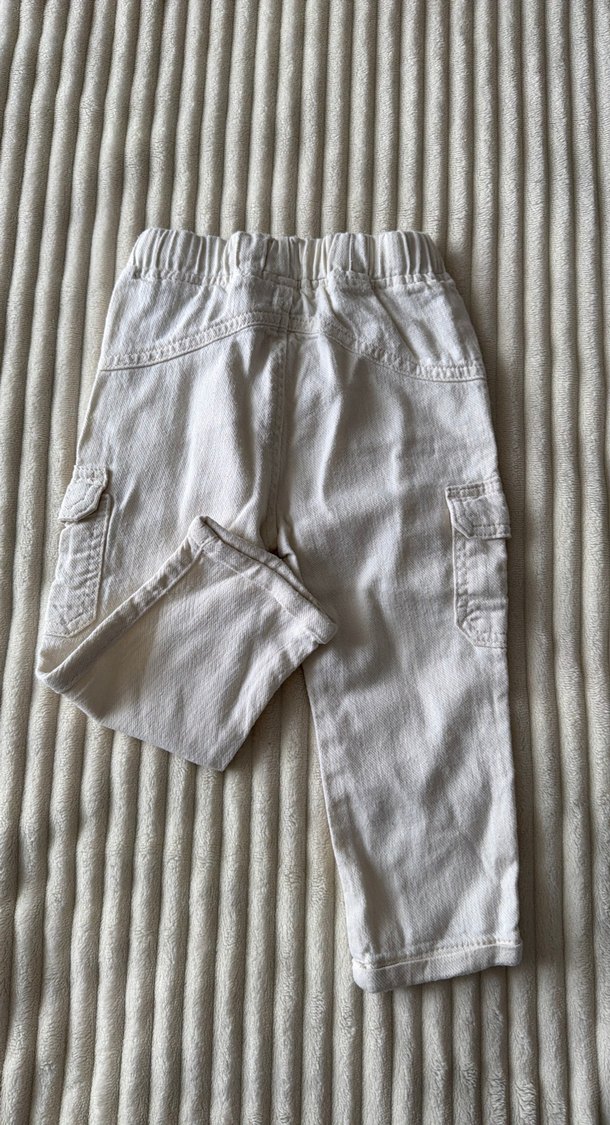 Düğmeli Beyaz Keten Erkek Çocuk Pantolonu - Görsel 3